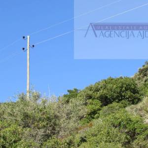 Pelješac, Orebić 1219020 m2 tj 120 hektara u komadu!