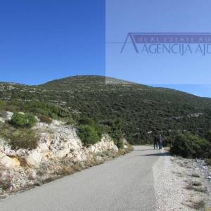 Pelješac, Orebić 1219020 m2 tj 120 hektara u komadu!