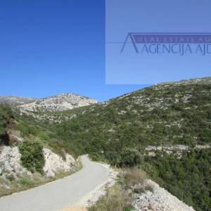 Pelješac, Orebić 1219020 m2 tj 120 hektara u komadu!