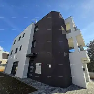 Penthouse u novogradnji u blizini mora. Medulin. Blizina Medulinskih hotele.