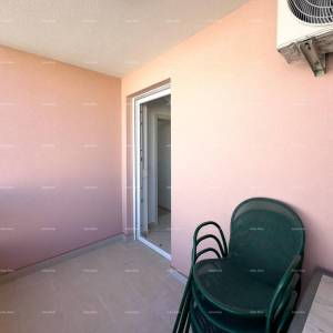 PEROJ - USELJIV STAN. Prodajemo stan (D202) na drugom katu nove zgrade