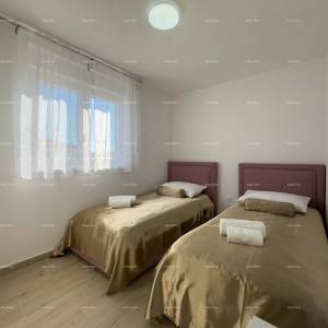 PEROJ - USELJIV STAN. Prodajemo stan (D202) na drugom katu nove zgrade