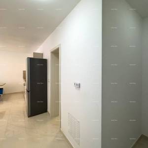 PEROJ - USELJIV STAN. Prodajemo stan (D202) na drugom katu nove zgrade