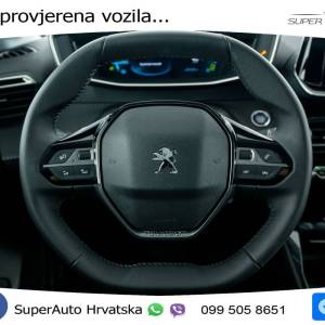 Peugeot e-208 50 kWh Allure 136 KS, LED+KLIMA+KAM+GR SJED+PDC+VIRT