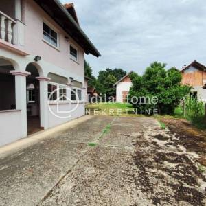 Pisarovina/Bratina Obiteljska katnica 570 m2 sa 3.300 m2 zemljišta