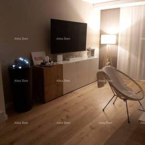 Pješčana Uvala, Vila s apartmanima blizu mora