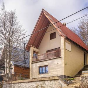 PLATAK - Kuća okružena prirodom