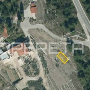 Podgora - poljoprivredno zemljište s panoramskim pogledom