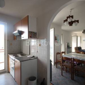 Podstrana, prodaja kuća, 4 jedinice, garaža, 2.red