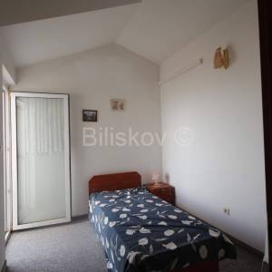 Podstrana, prodaja kuća, 4 jedinice, garaža, 2.red