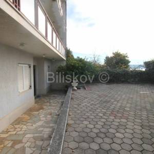 Podstrana, prodaja kuća, 4 jedinice, garaža, 2.red