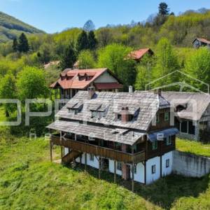 Poljanica okićka, Zgrada, 690.000,00 EUR