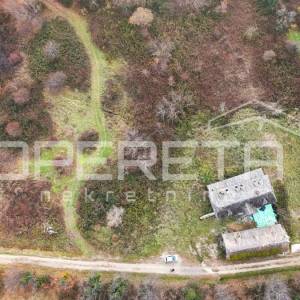 Poljanica okićka, Zgrada, 1,00 EUR