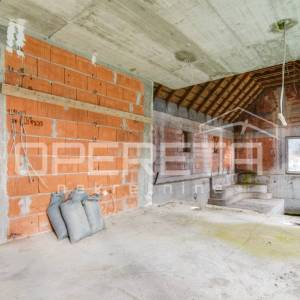 Poljanica okićka, Zgrada, 690.000,00 EUR