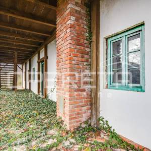 Poljanica okićka, Zgrada, 1,00 EUR