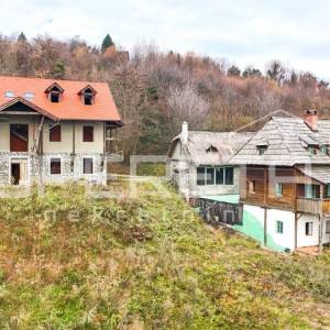 Poljanica okićka, Zgrada, 1,00 EUR