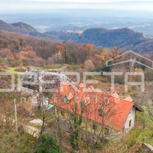 Poljanica okićka, Zgrada, 1,00 EUR