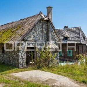 Poljanica okićka, Zgrada, 690.000,00 EUR