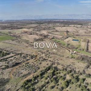 Poljoprivredno zemljište 20604m2 – Žerava *Blizina Nina* (ID-2531/E)