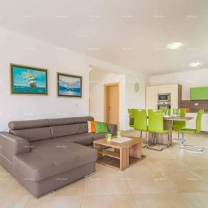 Pomer. Kuća samostojeća s bazenom!