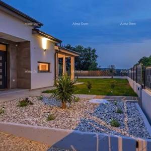 Pomer. Nova samostojeća prizemnica sa bazenom.