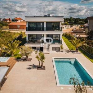 Poreč Luksuzna vila 220m2 s bazenom 2km od mora