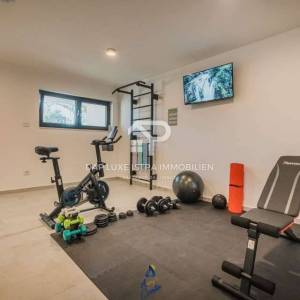 Poreč Luksuzna vila 220m2 s bazenom 2km od mora