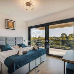 Poreč Luksuzna vila 220m2 s bazenom 2km od mora
