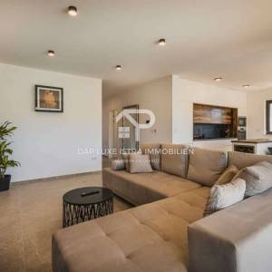 Poreč Luksuzna vila 220m2 s bazenom 2km od mora