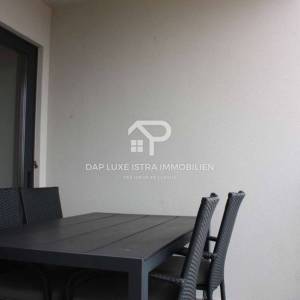 Poreč Moderan stan 53 m2 s pogledom na more - dugoročni najam