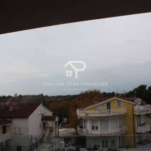 Poreč Moderan stan 53 m2 s pogledom na more - dugoročni najam