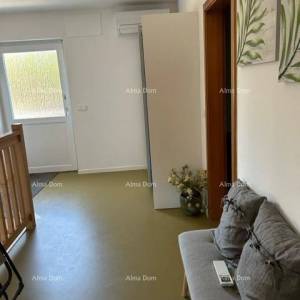 Predivna vila sa pogledom na more. Pomer.