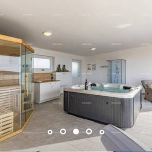 Predivna vila sa pogledom na more. Pomer.