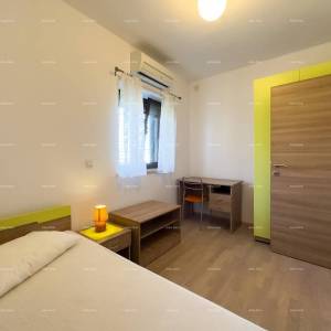 Prekrasna kuća s bazenom u Puli,  idealna za obitelj ili investiciju