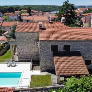 Prekrasna kuća s bazenom u Puli,  idealna za obitelj ili investiciju