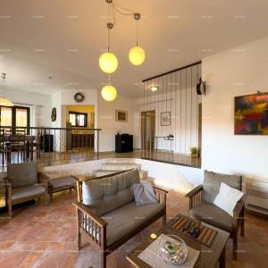 Prekrasna kuća s bazenom u Puli,  idealna za obitelj ili investiciju