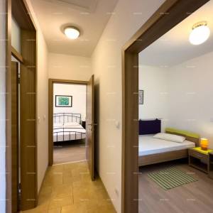 Prekrasna kuća s bazenom u Puli,  idealna za obitelj ili investiciju