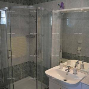 Prekrasna kuća sa bazenom! POREČ