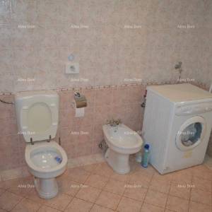 Prekrasna kuća sa bazenom! POREČ