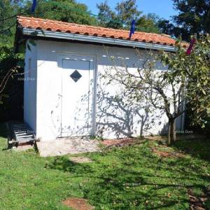 Prekrasna kuća sa bazenom! POREČ