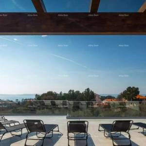 Prekrasna moderna kuća s pogledom na more- Fažana!