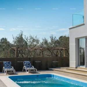 Prekrasna moderna kuća s pogledom na more- Fažana!