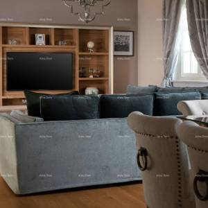 Prekrasna vila s bazenom!