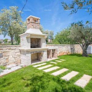 Prekrasna vila u istarskom stilu. Poreč.