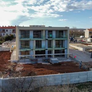 Prelijepi stan u novoj zgradi. LABIN.