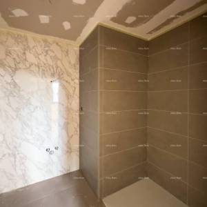 Prelijepi stan u novoj zgradi. LABIN.