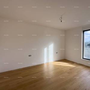 Prelijepi stan u novoj zgradi. LABIN.