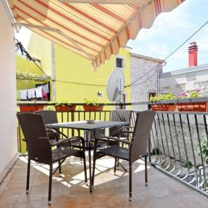 Premantura! Kuća s dva apartmana!