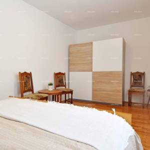 Premantura! Kuća s dva apartmana!