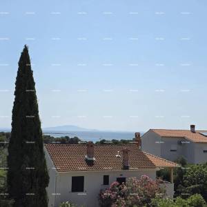 Premantura! Luksuzan stan s pogledom na more!